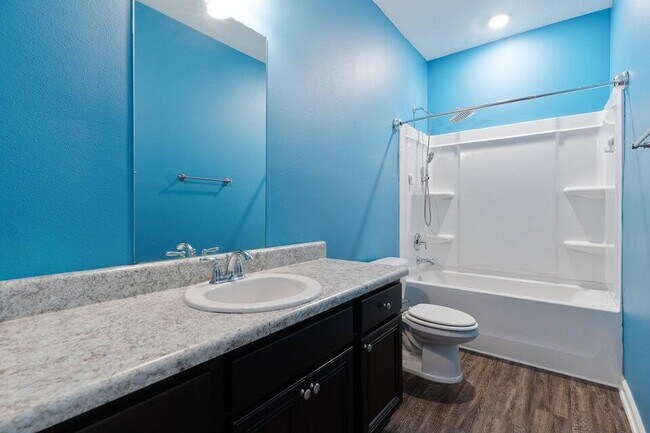 Building Photo - 303 Merlin Ct