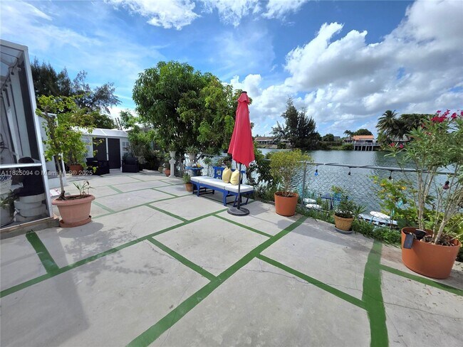 Building Photo - 12307 SW 195th Terrace