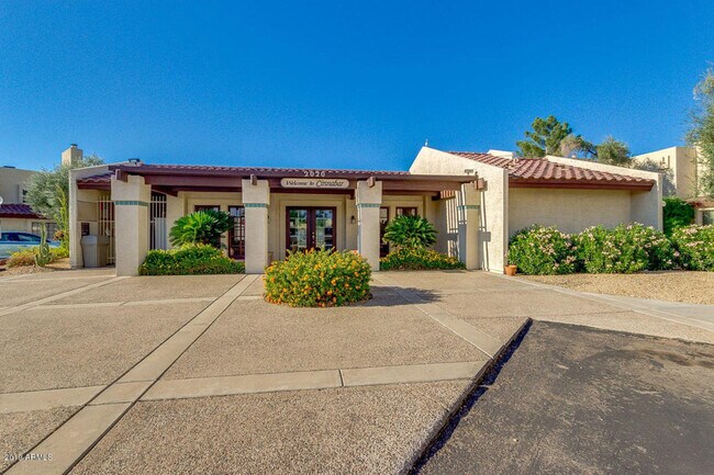 Building Photo - 2020 W Union Hills Dr