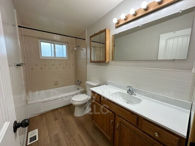 Building Photo - 4663 Namba Way