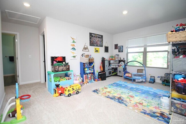 Building Photo - 6376 Burrow Ln