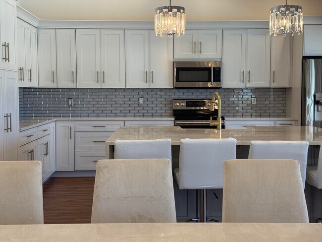 Building Photo - 20725 Waters Edge Ct