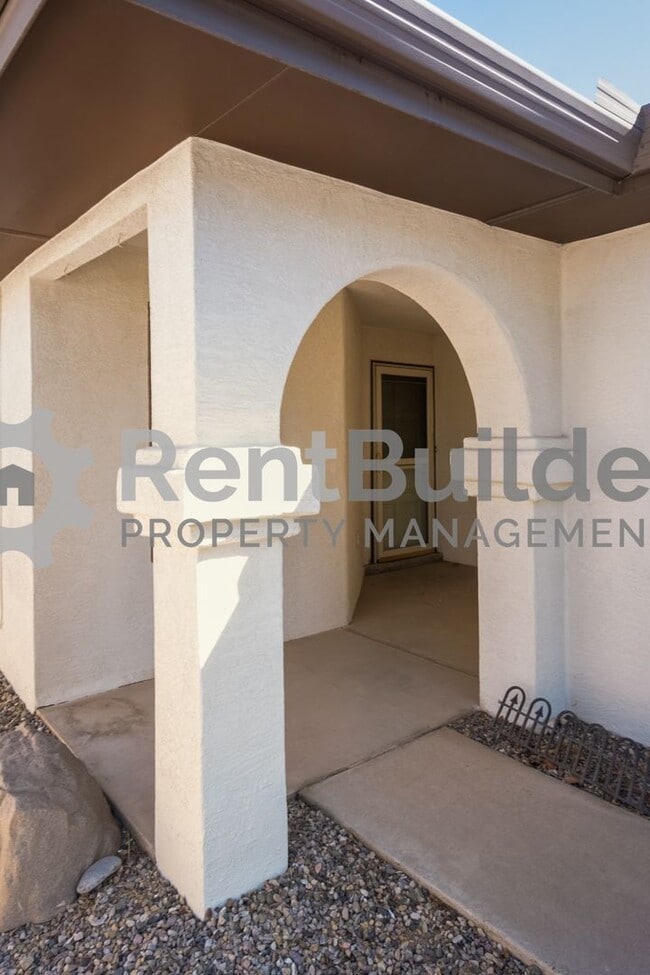 Building Photo - CALL US TODAY AT (505) 808-6467 TO SCHEDULE A CONVENIENT SHOWING