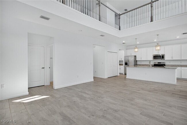 Building Photo - 11484 Canopy Loop