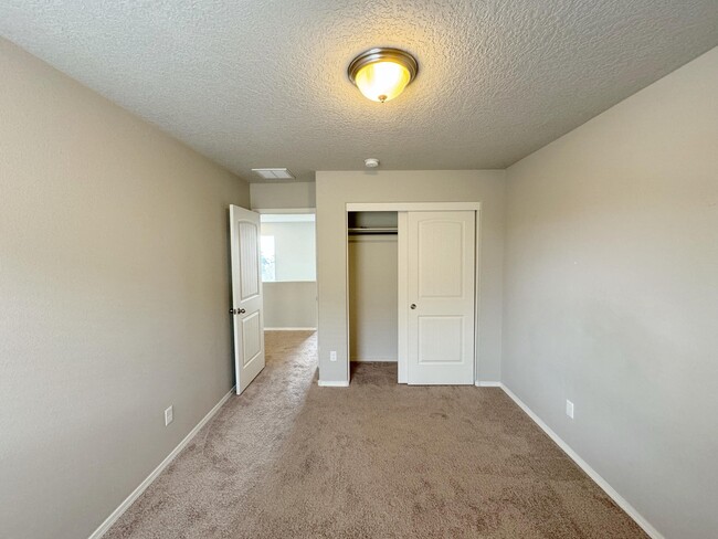 Building Photo - 3845 Havasu Falls St NE