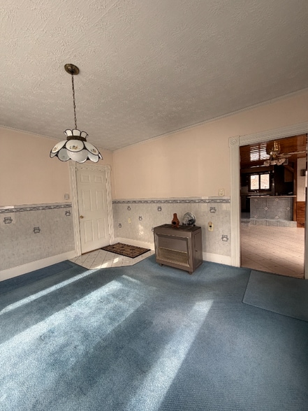 Building Photo - 61 C St