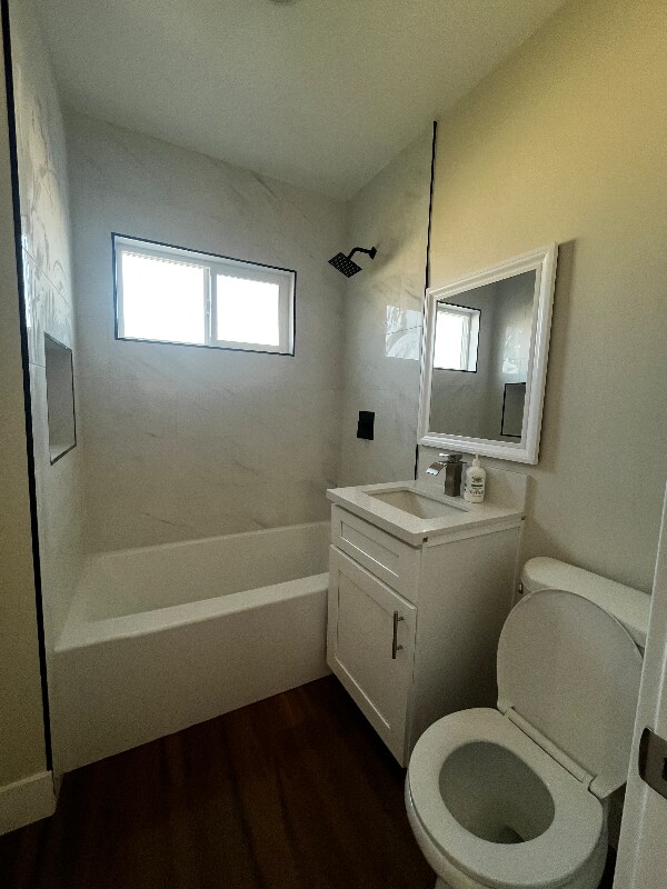 Building Photo - 1348 Olivine Ave