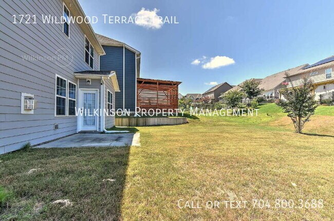 Building Photo - 1721 Wildwood Terrace Trl