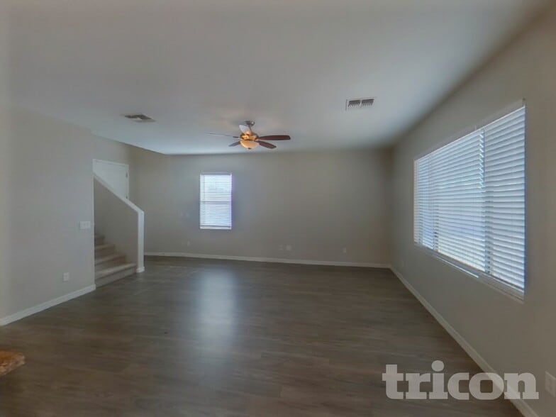 Building Photo - 21338 N Denver Ct
