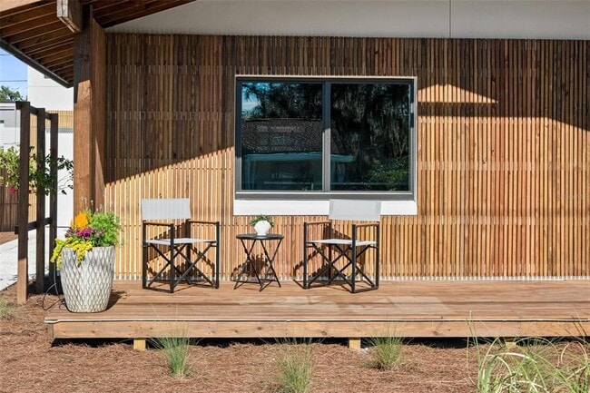 Building Photo - 870 Carver St