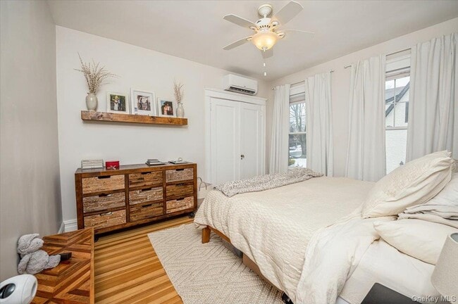 Building Photo - 36 Grand Ave