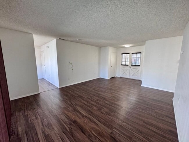 Building Photo - COMING SOON 55+ Community 2 bedroom 2 bathroom Home for Lease in Sun City