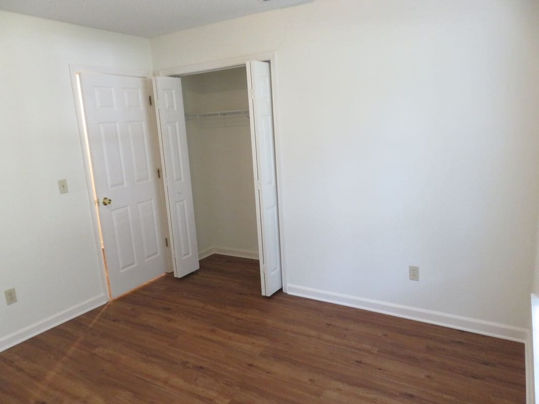 Building Photo - 432 Merlin Way