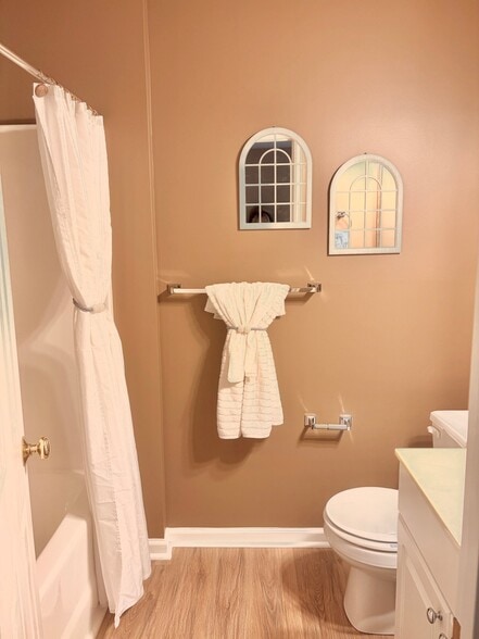Building Photo - 631 Mill Pond Ct