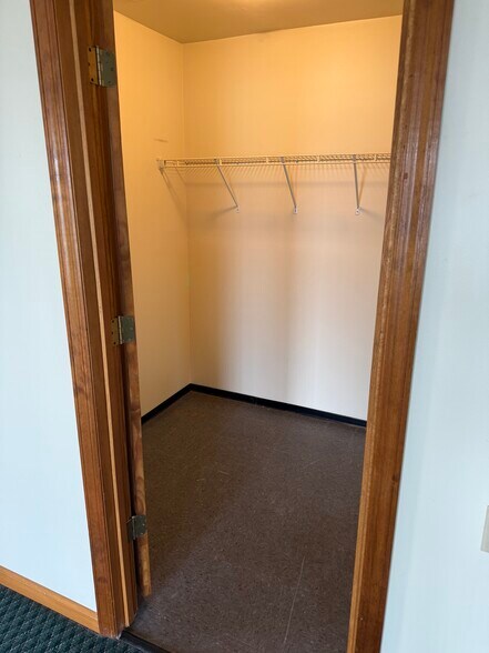 Building Photo - 4128 Jordan St