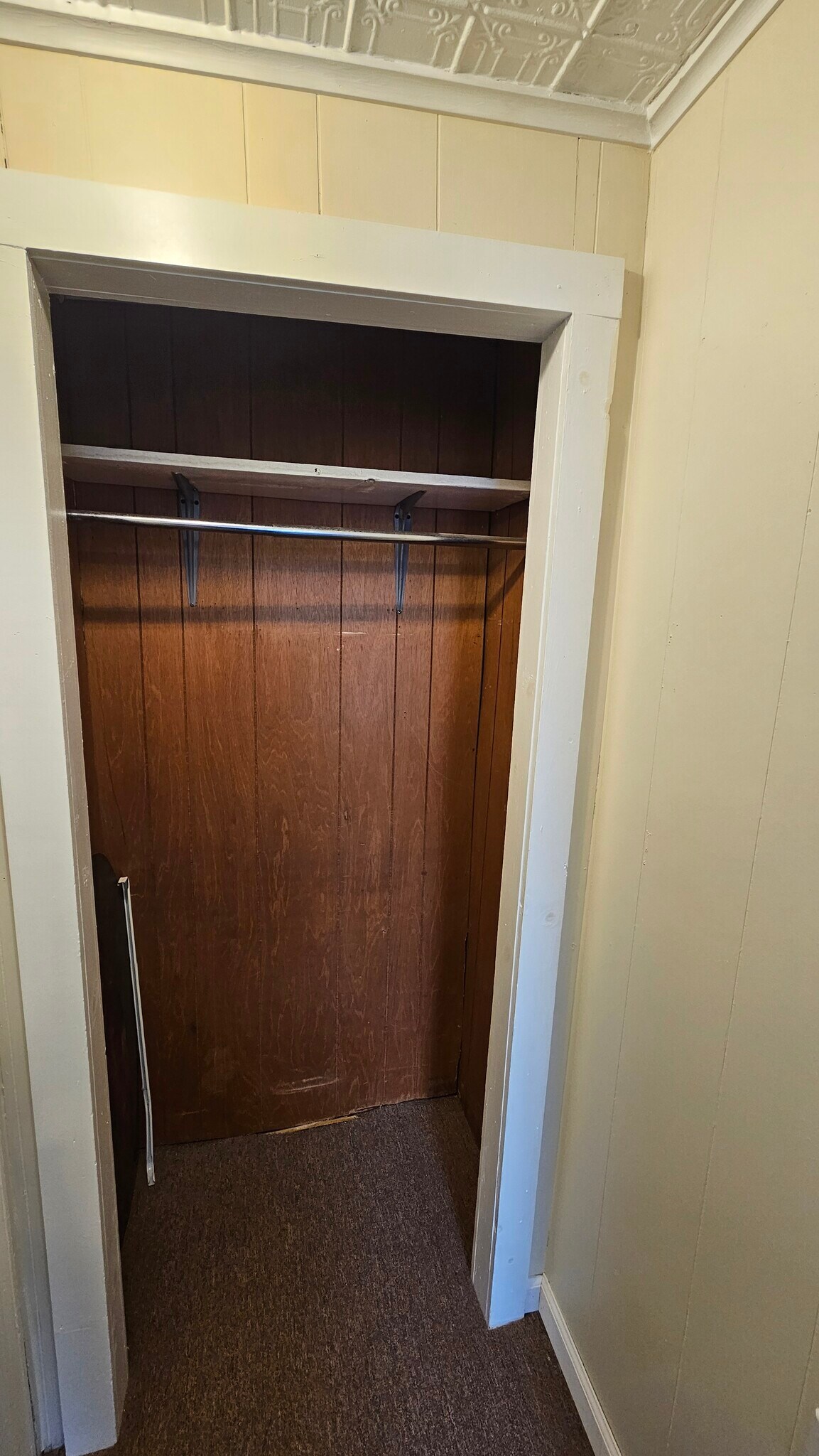 Building Photo - 160 E 2nd St