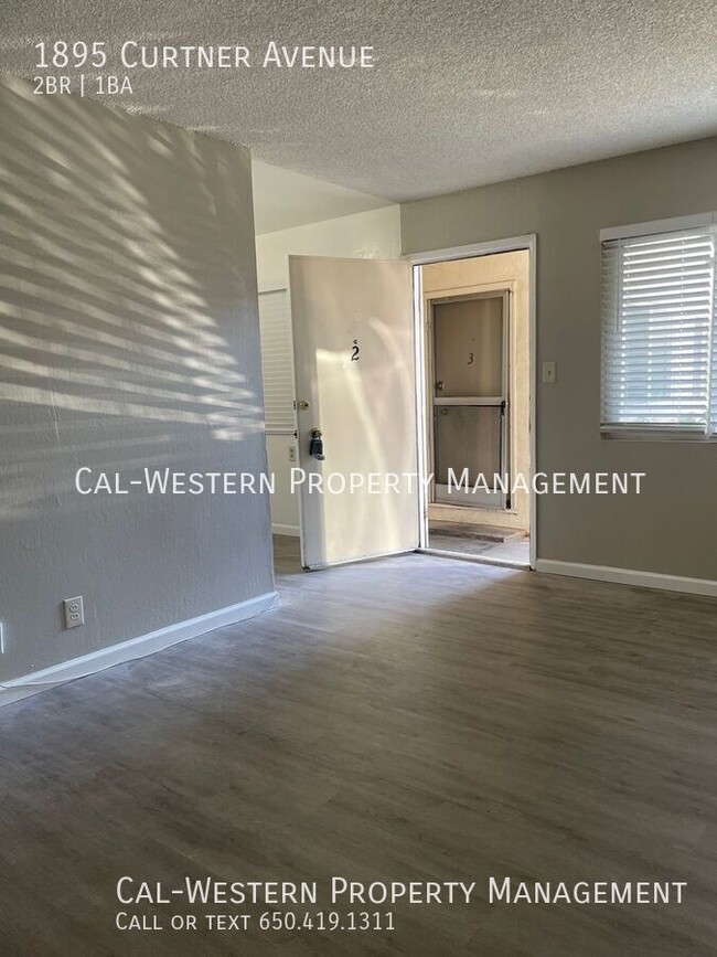 Building Photo - Remodeled 2 Bedroom 2 Bath Downstairs End ...