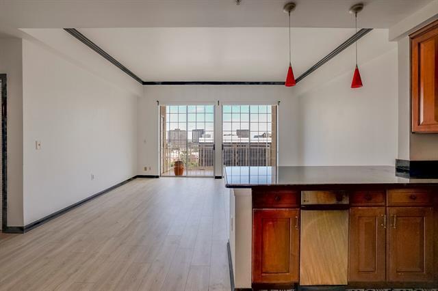 Building Photo - 3225 Turtle Creek Blvd