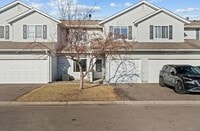 Building Photo - 608 Roundhouse St