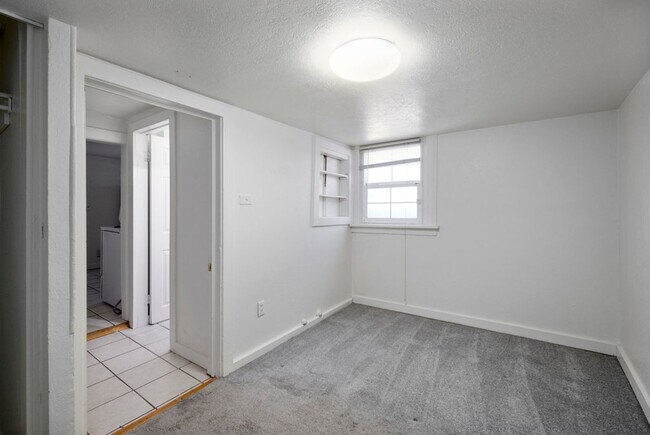 Building Photo - 764 Garfield Ave