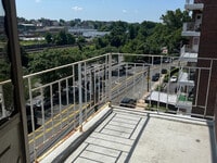 Building Photo - 355 Bronx River Rd