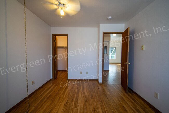 Building Photo - 3737 Landings Dr