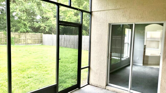 Building Photo - 12750 Sophiamarie Loop