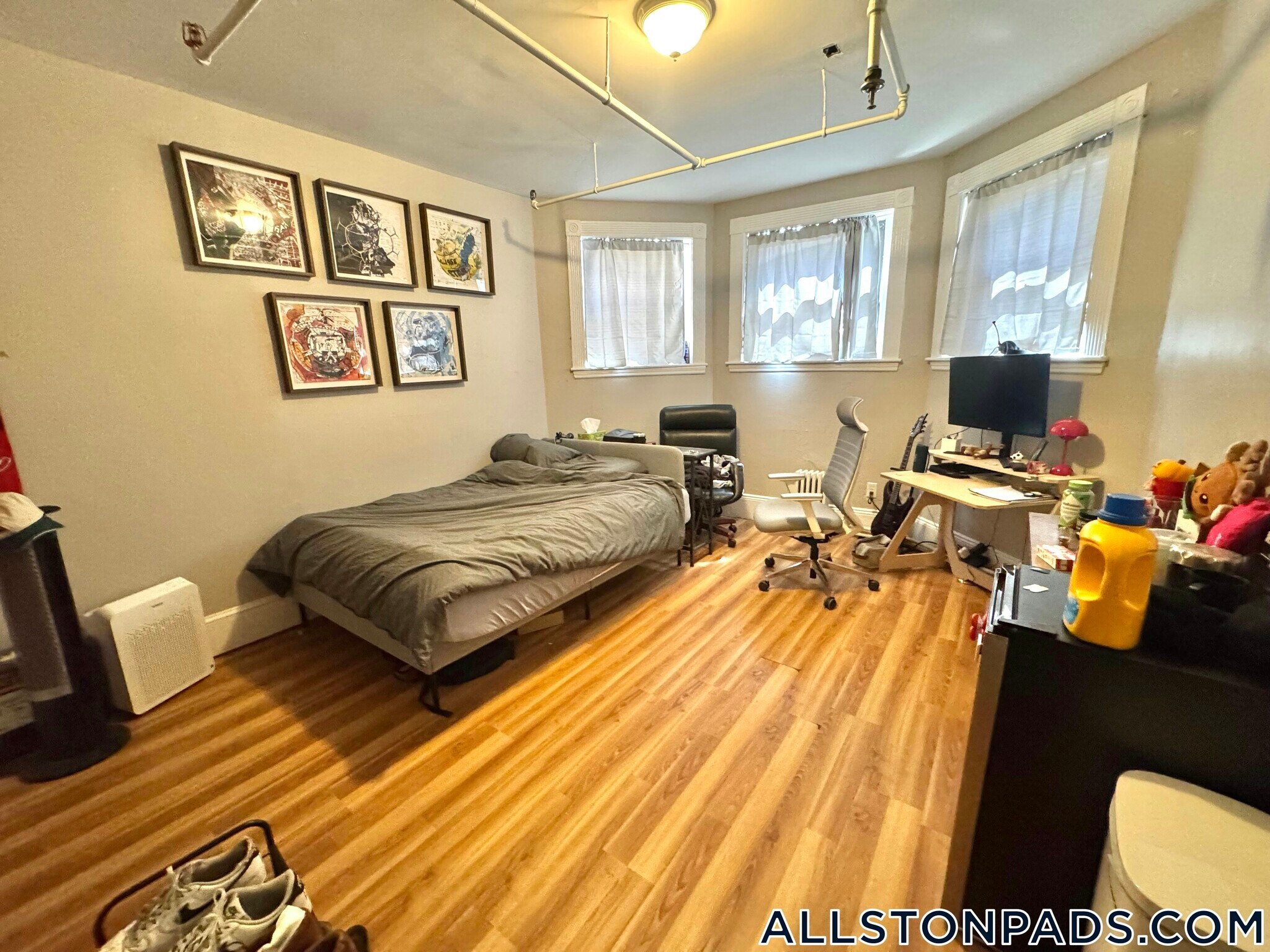 Building Photo - 1056 Commonwealth Ave