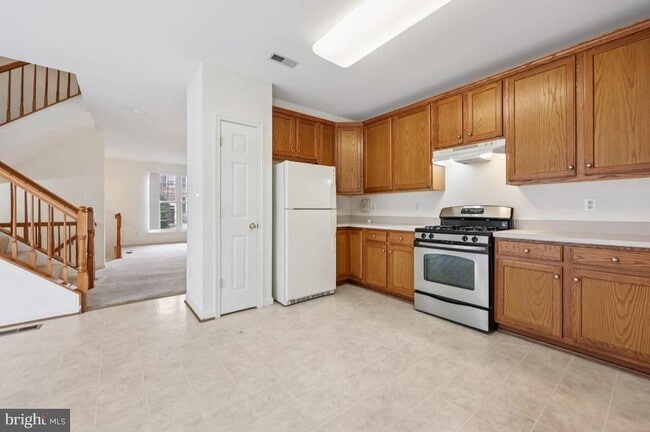 Building Photo - 6310 Cullen Pl