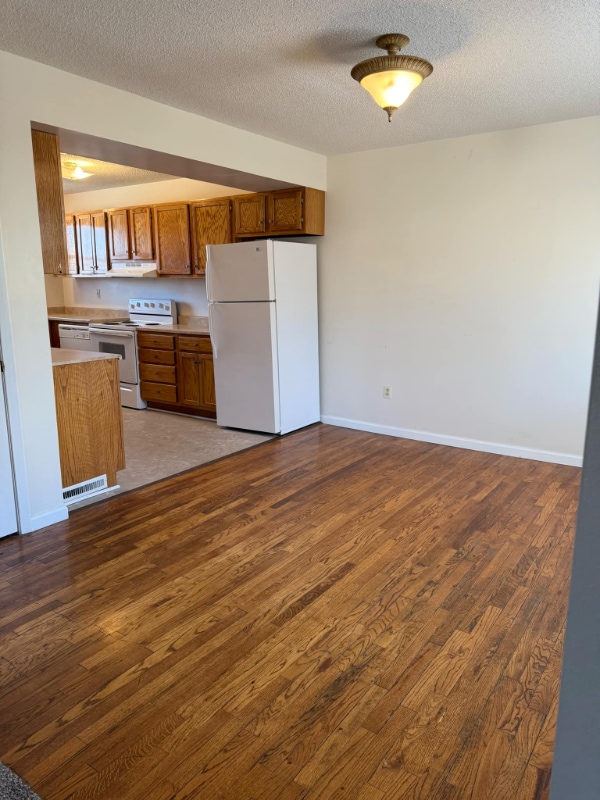 Building Photo - 60 Riley Manor Cir