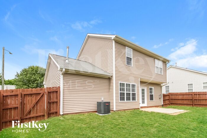 Building Photo - 5110 Thurston Ct