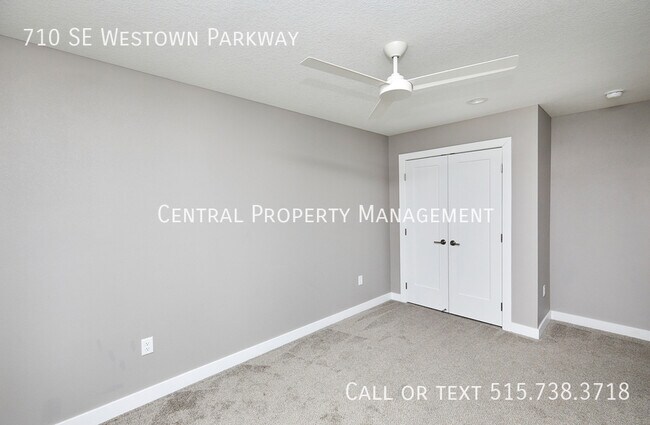 Building Photo - 710 SE Westown Pkwy
