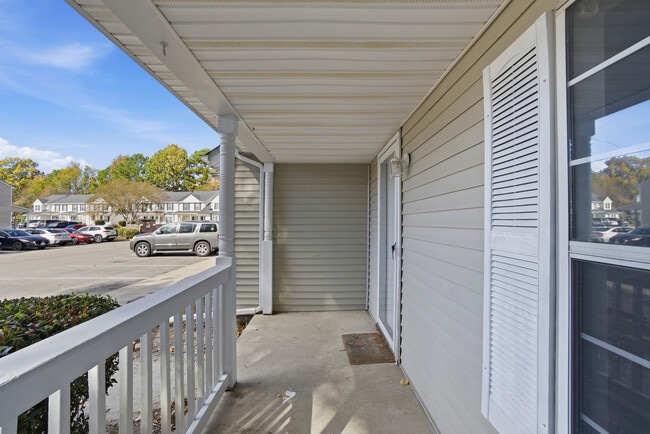 Building Photo - 55 Treasure Key