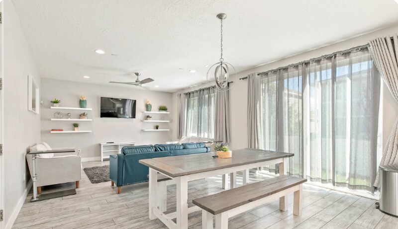 Building Photo - 9721 Fira Ln