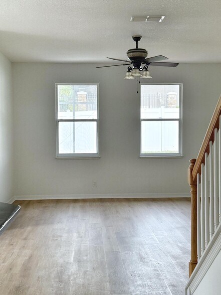 Building Photo - 3648 Briar Run Dr