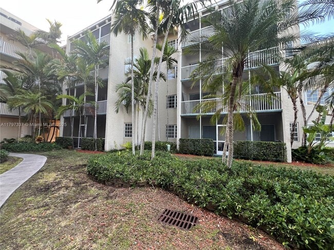Building Photo - 21121 SW 85th Ave