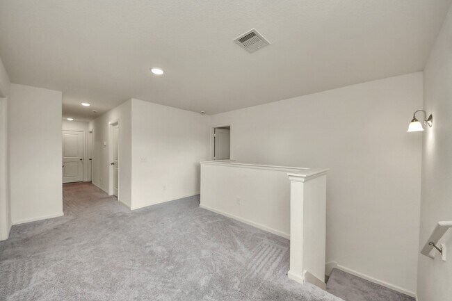 Building Photo - 5819 Bright Keel Dr