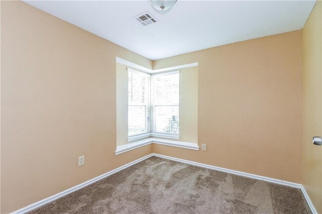 Building Photo - 1306 SW 95th St
