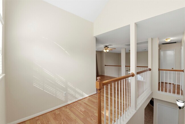 Building Photo - 14722 Trailbrook Dr