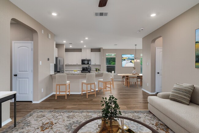 Building Photo - 120 Kat Garnet Dr