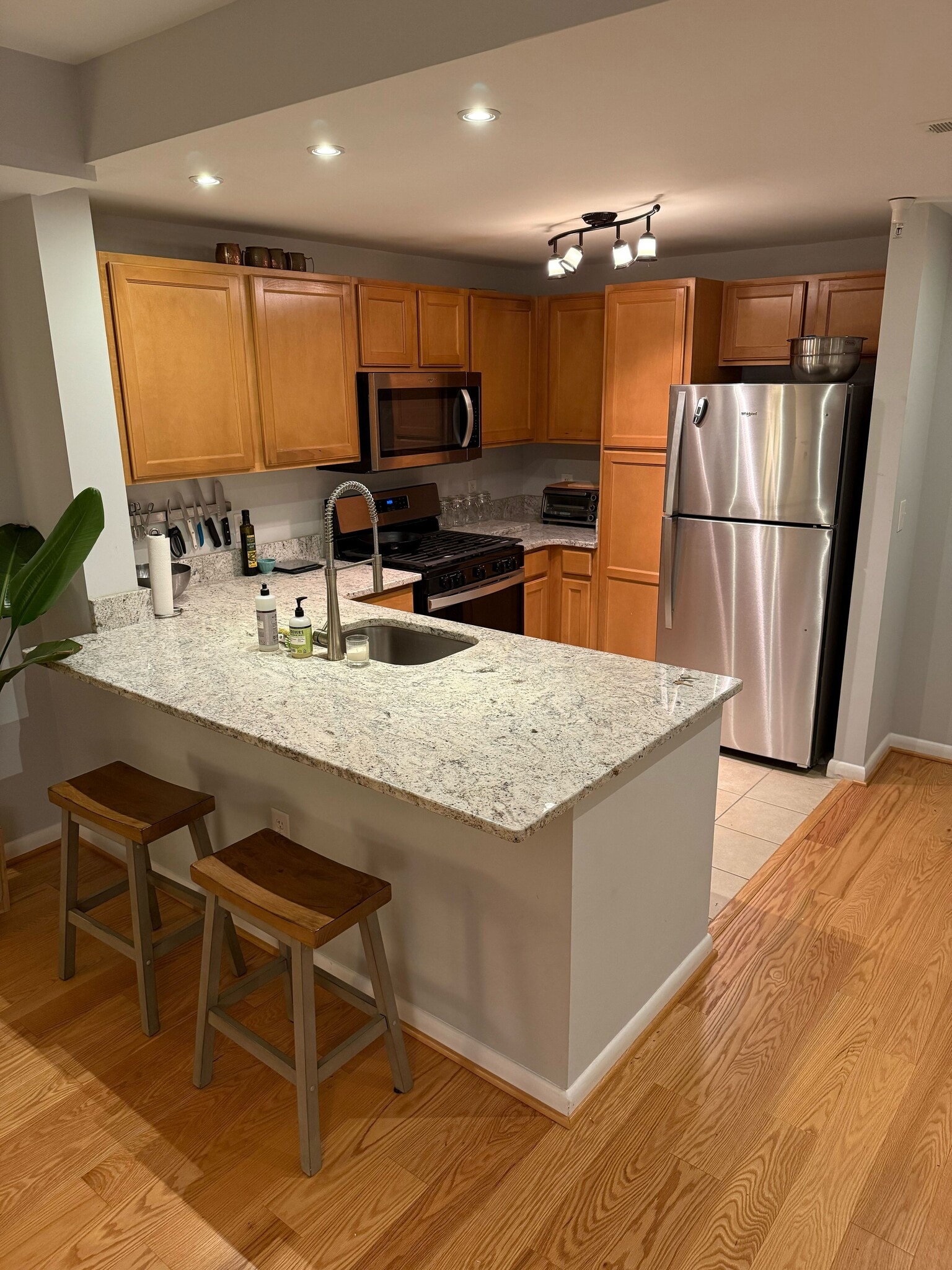 Building Photo - 350 G St SW