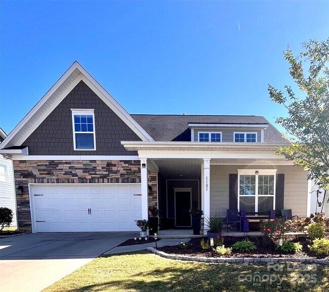 Primary Photo - 1101 Waterlily Dr