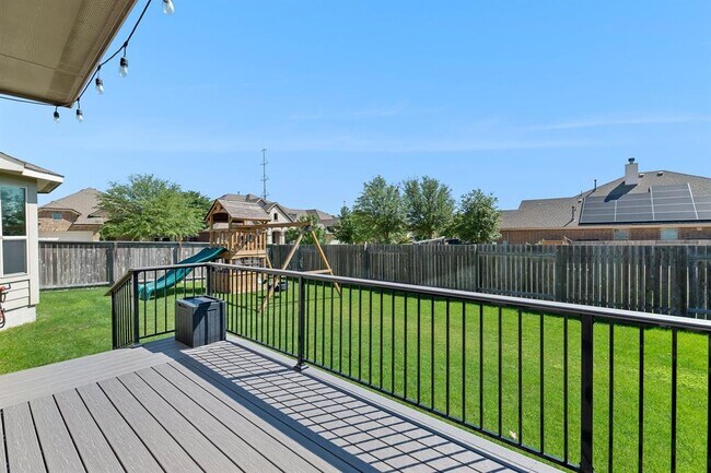 Building Photo - 112 Coral Bean Way