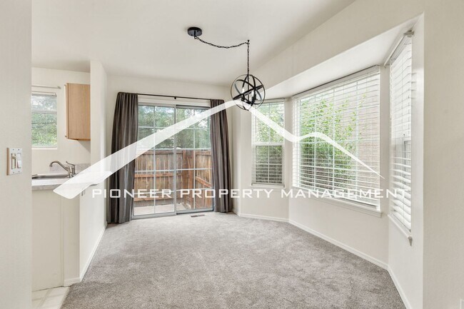 Building Photo - 6162 Colony Cir