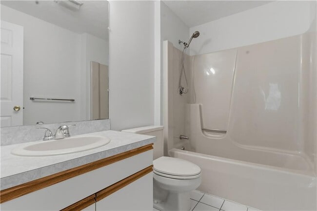 Building Photo - 39 Waterview Dr