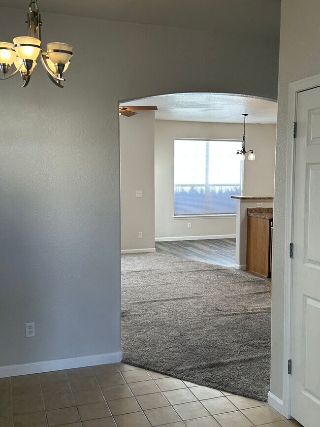 Building Photo - Spacious 3 bedroom townhome near Peterson ...