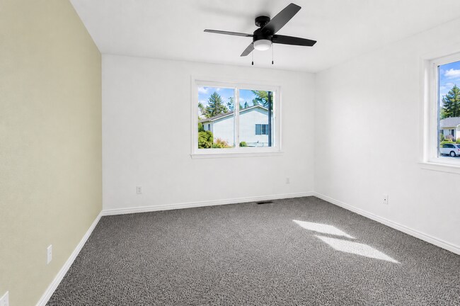 Building Photo - 94 Mountain Shadows Ln