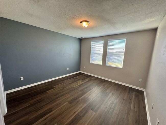 Building Photo - 512 Mckenna Dr