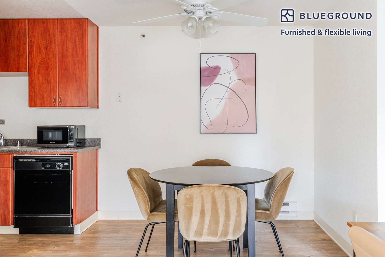 Building Photo - 1600 Villa St