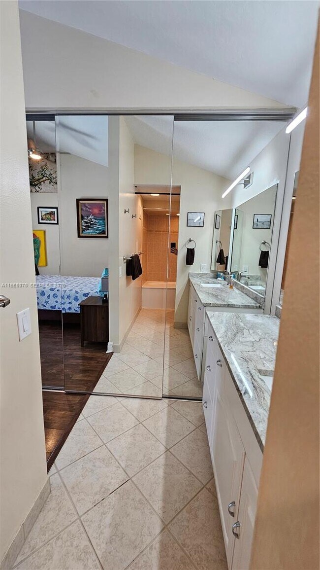 Building Photo - 6731 NW 26th Way